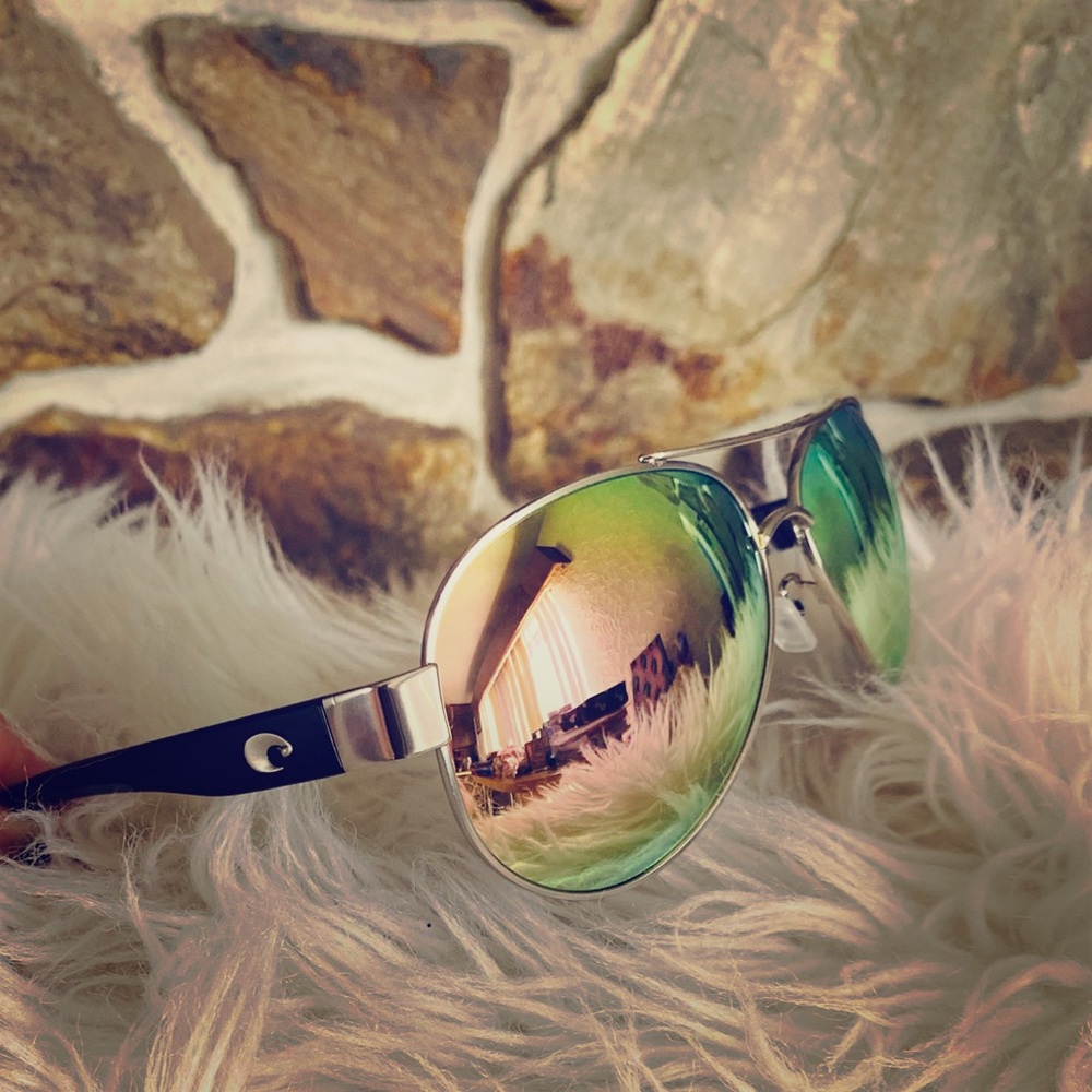 Women’s sunglasses